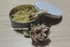 レア✨薔薇ミニコサージュ Garland　ベージュ　ギフト缶入り