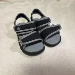 アディダス　adidas サンダル　14せンチ