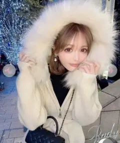 rady 伊藤桃ちゃん着用 ファーコート - メルカリ
