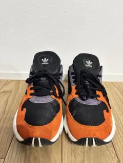 adidas スニーカー マルチカラーのサムネイル