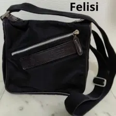 Felisi　黒　ショルダーバッグ　ボディバッグのサムネイル