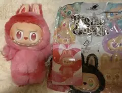 ラブブ　Big into Energy ぬいぐるみ　LOVE