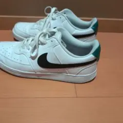 Nike スニーカー ホワイト/ブラック/グリーン