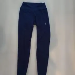 ゼクシィミックス　ビジュブルー　サイズМ　ヨガレギンス