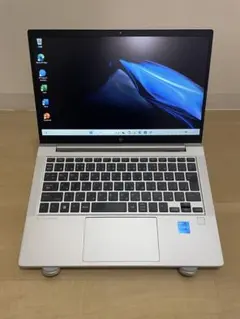 HP EliteBook 630 G10 i5-1335U 16GB 512GBのサムネイル
