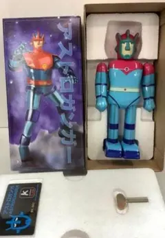 アストロガンガー　/１８ｃｍ　メタリック版アクションフィギュア/hl pro新品 Amazon | 5PRO CARBOTIX アストロガンガー ライブメタルVer