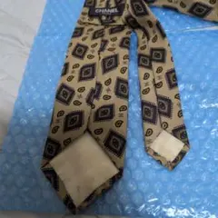 CHANEL ネクタイ ココマーク ペイズリー柄 ベージュのサムネイル