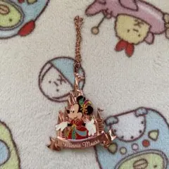 ミニーマウス キーホルダー 城デザイン