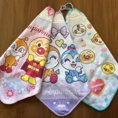 【新品】ループ付きハンドタオル⭐︎アンパンマン 3枚　　 保育園　幼稚園　入園