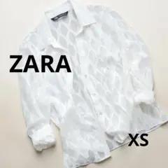 ZARA シアージャガードブラウス 白 羽織り