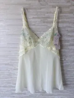 90」トリンプ フロラーレ514 サンパラソルの花 キャミソール定価11550円