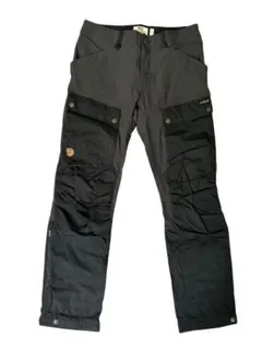 2026年最新】fjallraven パンツの人気アイテム - メルカリ