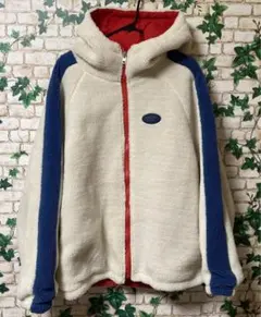 ボアブルゾン フード付き リバーシブル　レッド/ホワイト Mサイズ