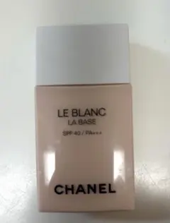 CHANEL LE BLANC LA BASE ロゼ SPF40
