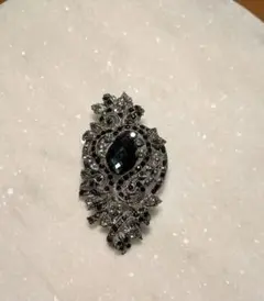 再セール！ヴィンテージブローチ