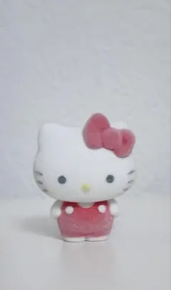 サンリオ ガチャ ふわふわフロッキードール ハローキティ