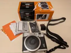 Fujifilm instax mini 90 NEO CLASSIC ジャンク