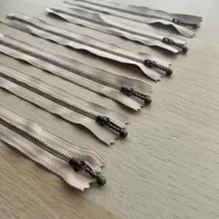 《匿名配送》ファスナー３種６本セット／ベージュ／玉付き・ハンドメイド用