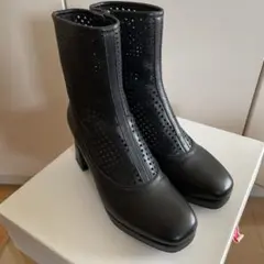cavacava☆ショートブーツ☆パンチング☆ ☆24.0☆ブラック