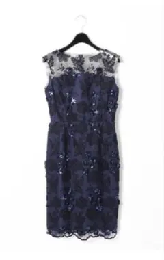 新品未使用 グレースコンチネンタル スパン刺繍タイトワンピース ネイビー 36