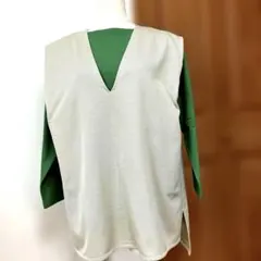 杉綾模様・薄手Vネックゆったりベスト❣️大きめM〜L❣️