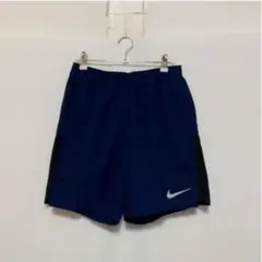 ☆ 美品 NIKE ナイキ ランニング ショートパンツ 紺 黒 サイズM