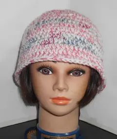 ピンク系・クラッシャーバケットハット・男女兼用・ハンドメイド手編