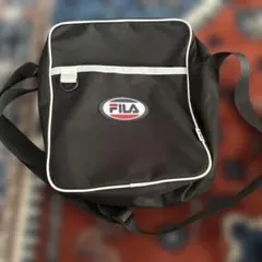 R*e様 FILA 黒 ナイロン ショルダーバッグのサムネイル