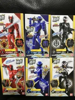 2 キングオージャー　クワガタ　トンボ　ハチのサムネイル