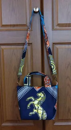 Item thumbnail for item 016e6dbf-9970-4caa-9a08-d8b02d4f43d4