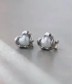 Item thumbnail for item 9dfb6ce7-5980-4799-95da-3b4ac483002a