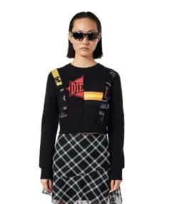 DIESEL / ロゴクロップドスウェット 美品【5/13まで大幅値下げ】