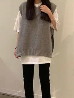 ニットベスト　グレー