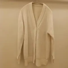 アイボリー カーディガン 前開き