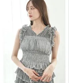 snidel シャーリングフリルブラウス　トップス
