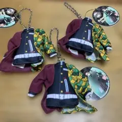 新品未使用　鬼滅の刃　富岡義勇　コスチュームストラップ　3個セット　マスコット