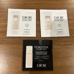 Dior スノー UVシールド & フォーエバー グロウ ヴェール サンプルのサムネイル