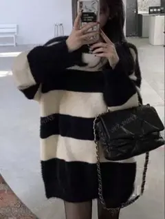 オーバーサイズ黒白ストライプニット