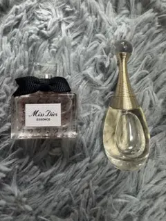 Miss Dior Essence & J'adore セット