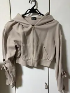 美品 evelyn パーカー