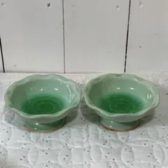 미노야키 화심 다카다이 작은 하치 발이있는 디저트 컵 꽃잎 모양
