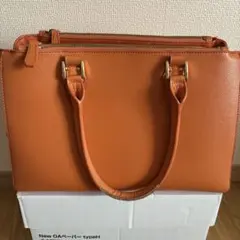 オレンジ 合成皮革 ハンドバッグ