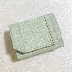 HusHusH　三つ折りミニ財布のサムネイル
