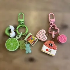 ma☆様専用　　じゃらじゃらキーホルダー　グリーン　お菓子