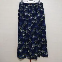 花柄スカート