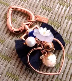 いちごとハートのバッグチャーム　キーホルダー