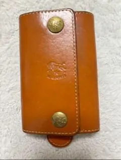 リング付きキーケース（6連）／IL BISONTE（イルビゾンテ）