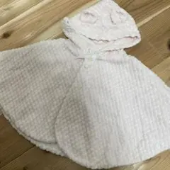フード付きピンクベビーポンチョ