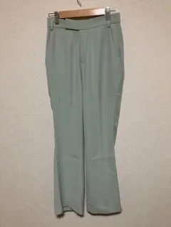 【ローリーズファーム】センタープレス フレアパンツ ミントグリーン Mゴム