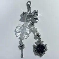 推し活 ハンドメイド ビーズチャーム y2kリボン 鍵 薔薇